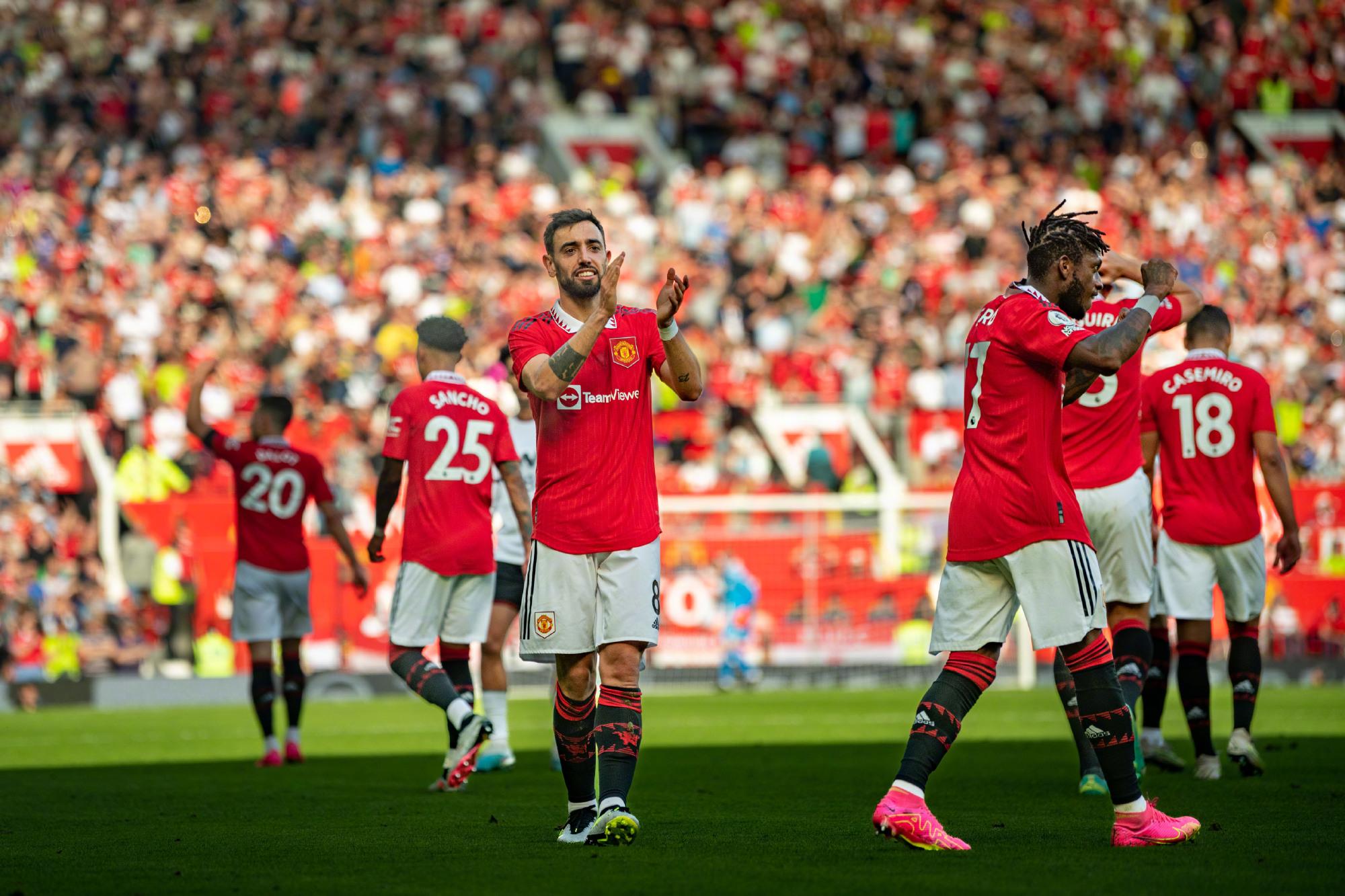 昕鄢士博三 昕鄢士博三